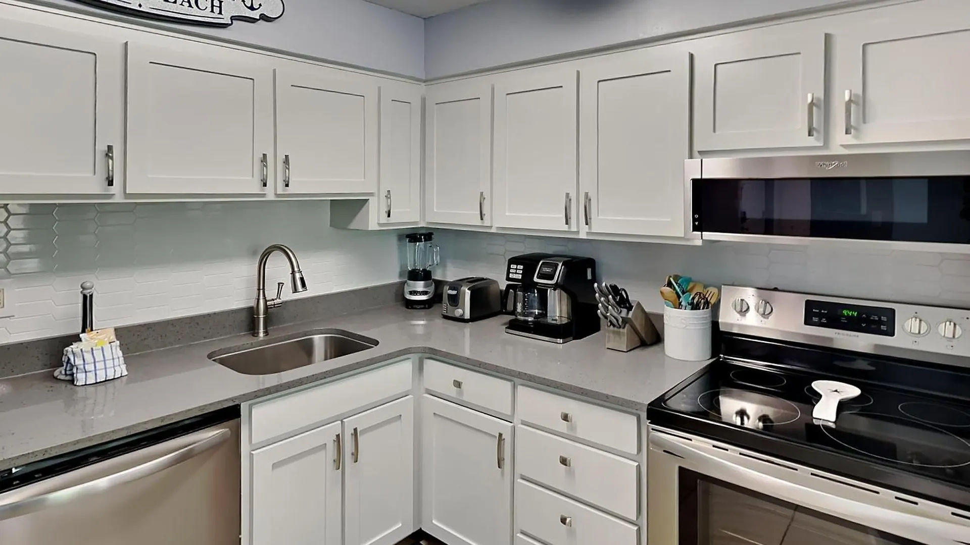 Endless Summer A27 Panama City Beach Apartment